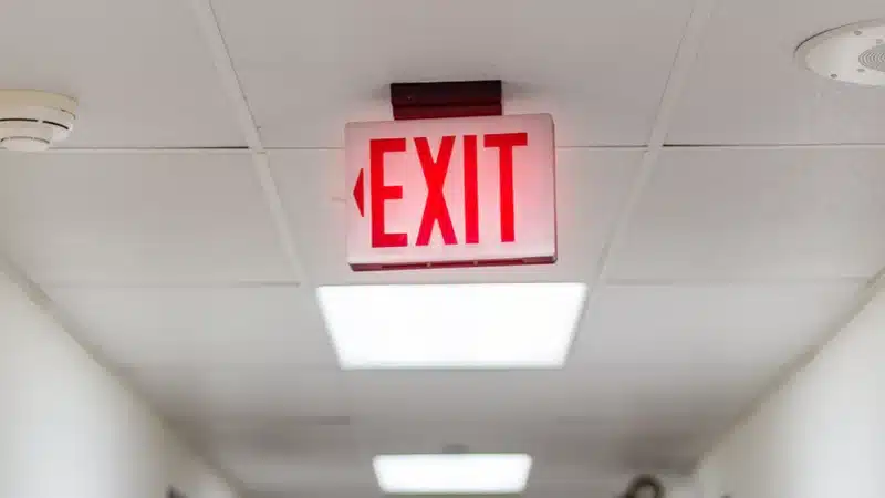 exit-sign-requirements-banner_1_90d5d37e-e0cc-4f14-9643-1641f04d3d97_800x