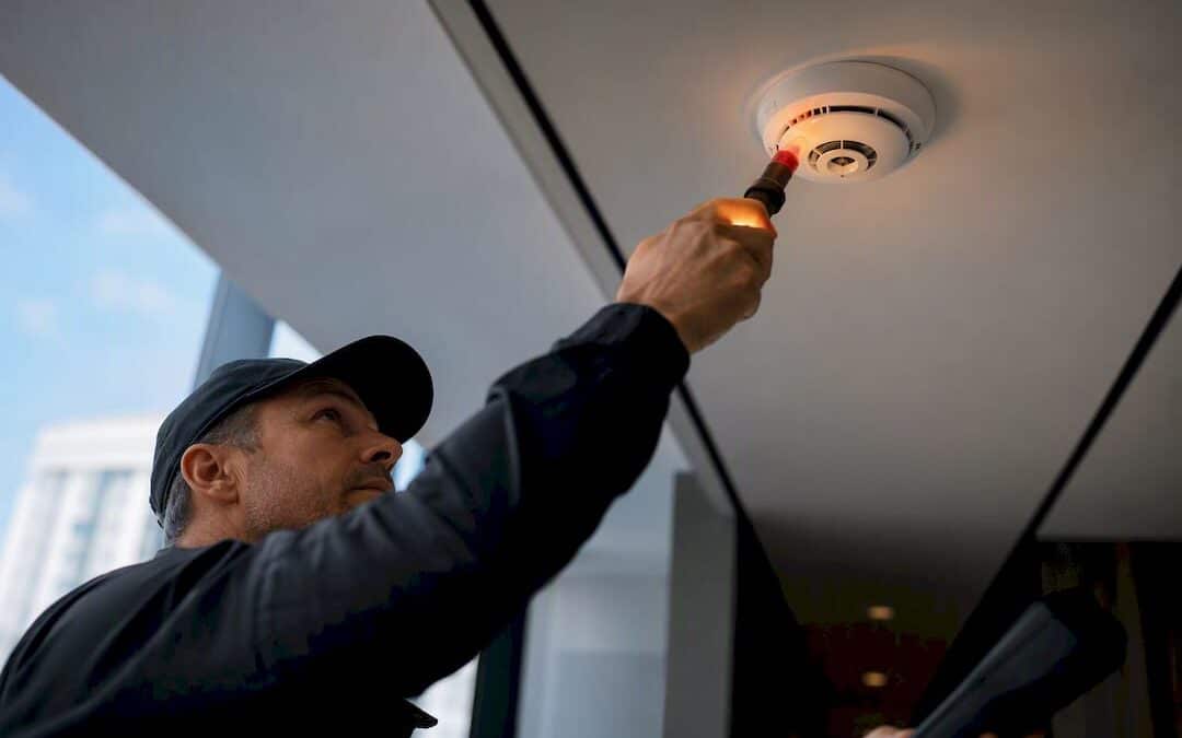 NFPA 72: Smoke Detector Sensitivity Testing for US Facility Managers